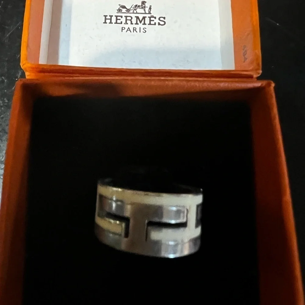 Hermes light Beige Puzzle ring sz 6.5